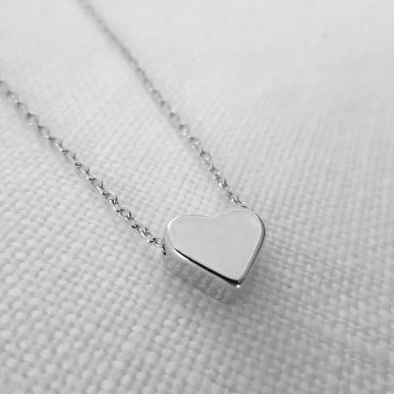 Fashion Necklaces 2022 Woman Stainless Steel Love Heart Pendant Necklaces Virgin Girls Jewelry Rose Gold Color Chain Link